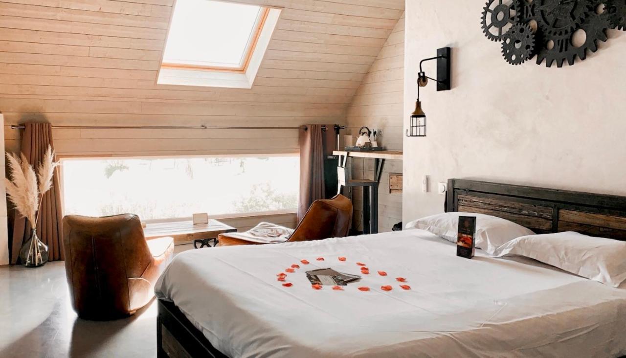 Abri Cosy - Suite Romantique En Camargue แซ็ง จิลส์ ภายนอก รูปภาพ