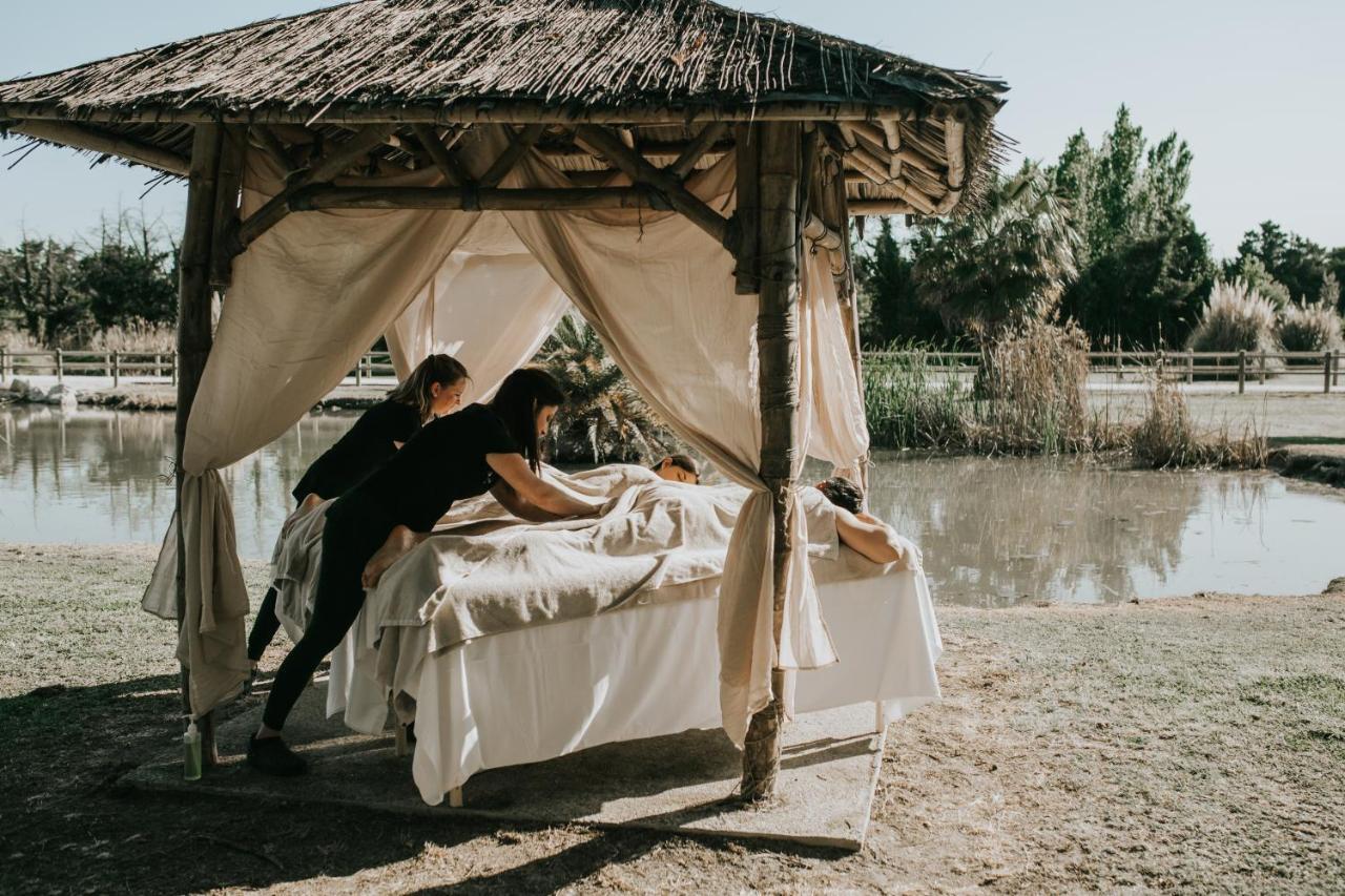 Abri Cosy - Suite Romantique En Camargue แซ็ง จิลส์ ภายนอก รูปภาพ