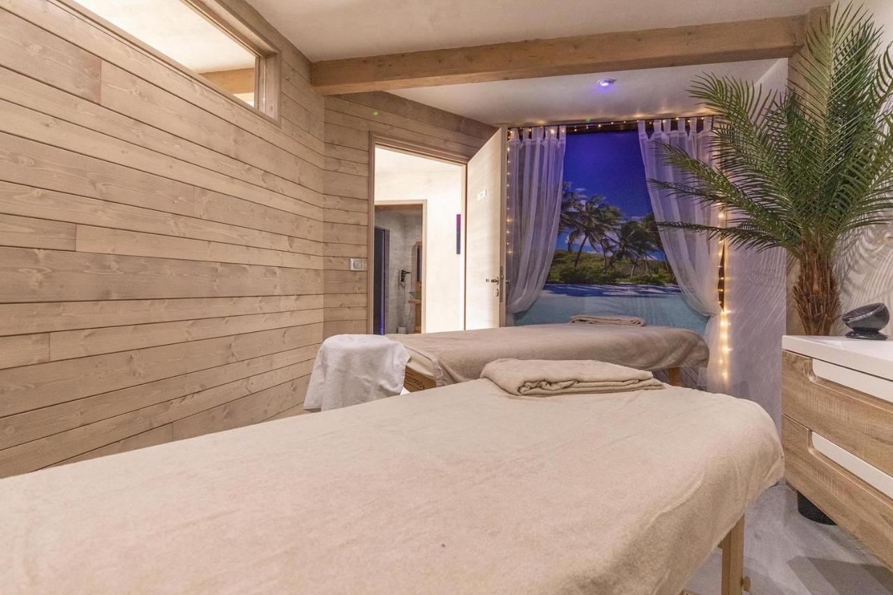 Abri Cosy - Suite Romantique En Camargue แซ็ง จิลส์ ภายนอก รูปภาพ