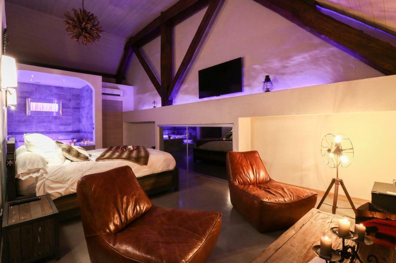 Abri Cosy - Suite Romantique En Camargue แซ็ง จิลส์ ภายนอก รูปภาพ