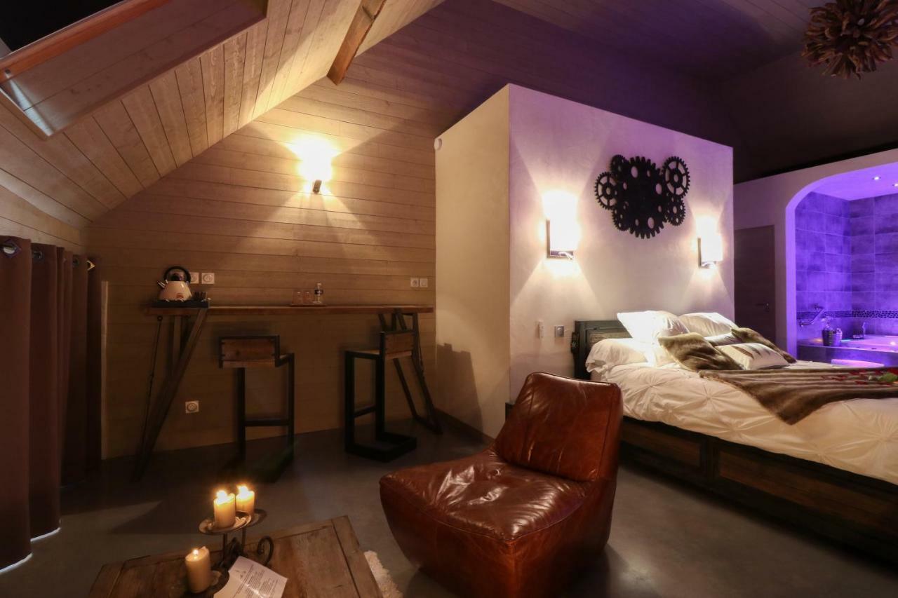 Abri Cosy - Suite Romantique En Camargue แซ็ง จิลส์ ภายนอก รูปภาพ